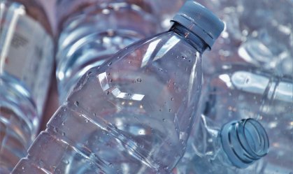 Escolas estaduais de SP vão deixar de usar materiais plásticos e adotar produtos biodegradáveis