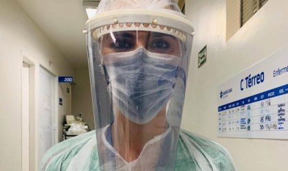 Estudantes e indústrias produzem máscaras de proteção para doação a hospitais
