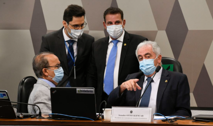 Senadores querem ouvir Cade sobre suposto cartel de combustíveis