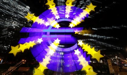 UE fecha acordo para plano de resgate de € 500 bilhões contra coronavírus