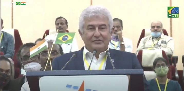 Ministro Marcos Pontes discursa na Índia após lançamento do satélite Amazonia-1