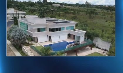 Mansão comprada por Flávio Bolsonaro em Brasília (01.mar.2021)