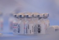 União Europeia promete doar doses para acelerar vacinação contra a Covid-19