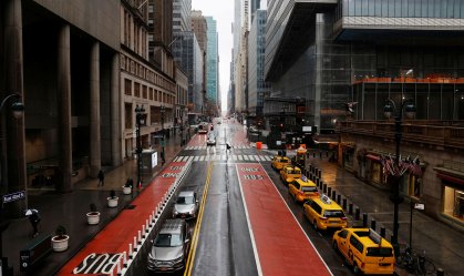 NY decreta fechamento de escolas até fim do ano letivo; governador discorda