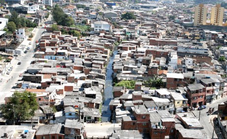 Favela Alba