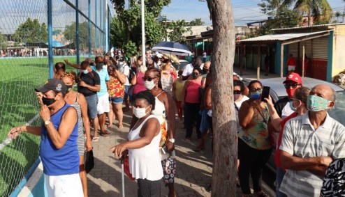 Parque Capivari, um dos pontos de vacinação, em Duque de Caxias