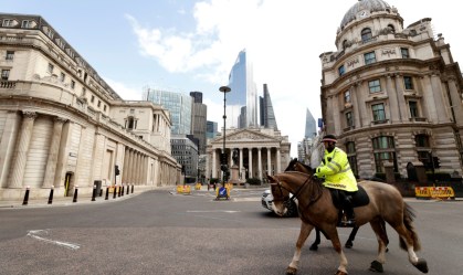 Na Inglaterra, número de mortos pelo novo coronavírus já ultrapassa os 10 mil