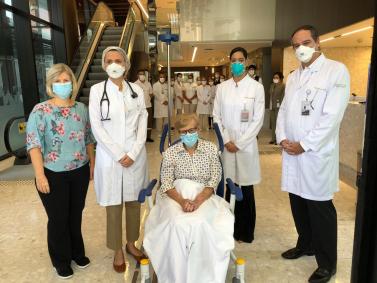 Gina dal Coletto e a equipe do hospital Vila Nova Star