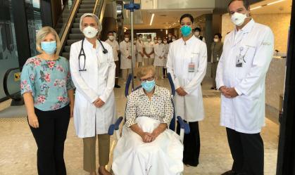 Mulher de 97 anos se torna sobrevivente mais velha da COVID-19 no Brasil