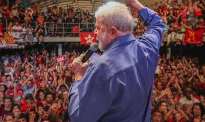 Aliados querem adiar pronunciamento de Lula até fim do julgamento de Moro