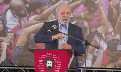 'Fui vítima da maior mentira jurídica contada em 500 anos de história', diz Lula