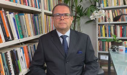 Sidney Rezende: No Brasil, política é feita de conexões, e não de convicções