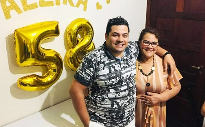 Luiz e Alzira em foto de agosto, no aniversário de 58 anos dela