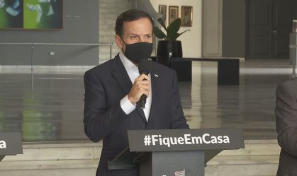 O governador de São Paulo, João Doria (PSDB), durante coletiva nesta quinta-feir