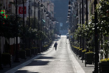 Rua vazia em Sorrento, na Itália, durante pandemia da Covid-19
