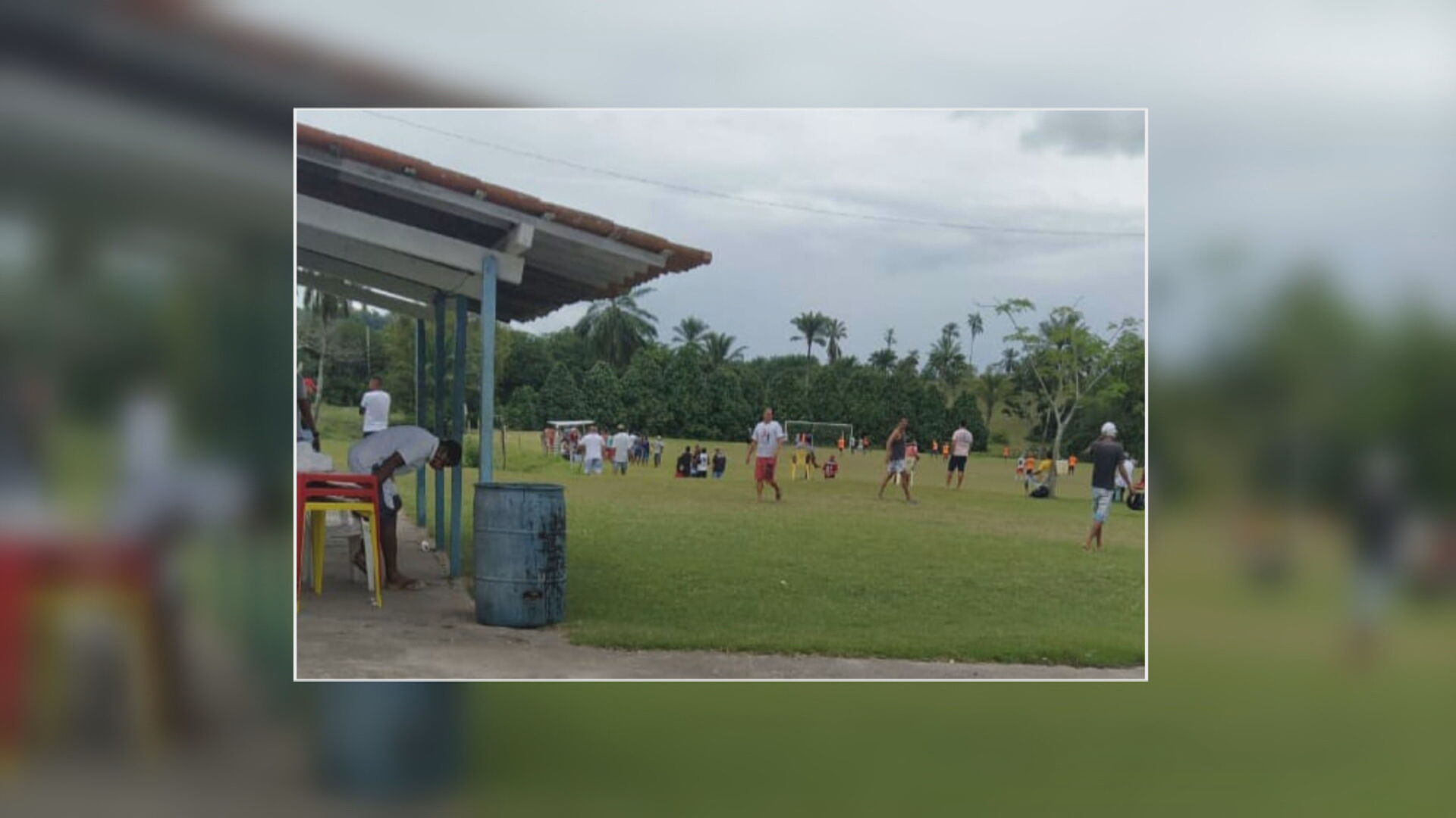 Polícia interrompe jogo organizado por Vampeta na Bahia