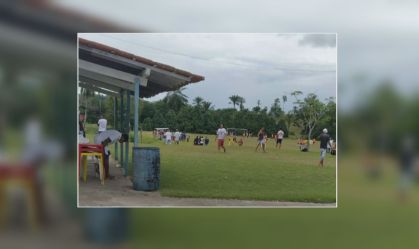 Polícia interrompe jogo organizado por Vampeta na Bahia
