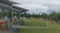 Polícia encerra jogo com 100 pessoas organizado por Vampeta na Bahia