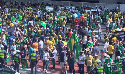 Apoiadores de Bolsonaro em manifestação na Avenida Paulista