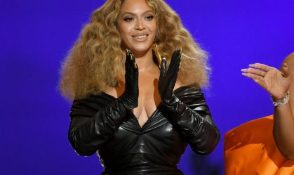 Mulheres não choram, faturam: além de Shakira, Beyoncé e Marília Mendonça cantaram sobre traição