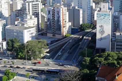 Vista do Elevado e da Avenida da Consolação, na região central de São Paulo