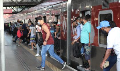 Imagem de destaque do post: Sindicato anuncia greve nas linhas 11, 12 e 13 da CPTM na terça-feira (24)