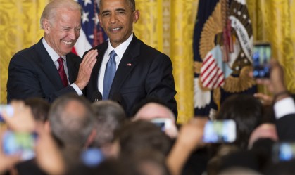 Obama critica a postura da Casa Branca no combate à pandemia