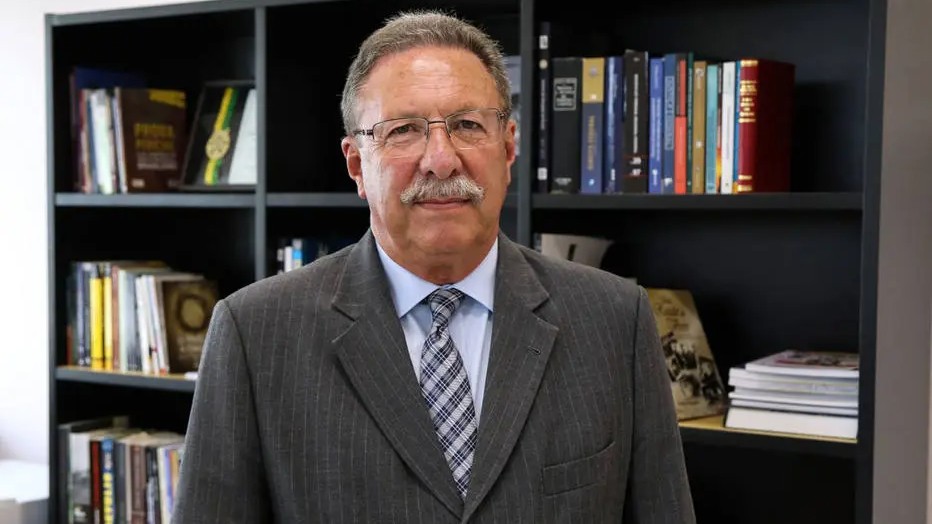 Juiz Luiz Antônio Bonat