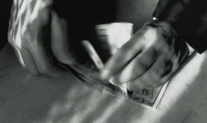 Polícia investiga esquema de R$ 3,5 mi em empréstimos falsos com grandes bancos