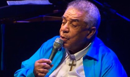 Cantor Agnaldo Timóteo segue internado em estado grave por Covid-19