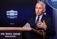 Anthony Fauci pede por outros decretos de obrigatoriedade da vacinação nos EUA
