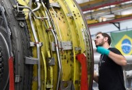 Indústria registra queda de 1,4% na produção em julho, diz IBGE