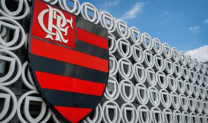 Justiça do RJ determina desmembramento do processo sobre incêndio no Ninho do Urubu