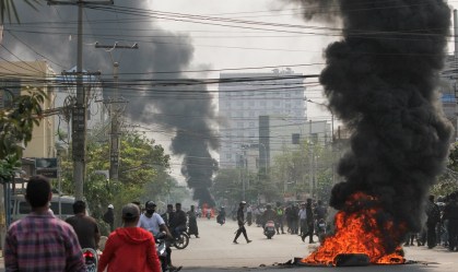 Protestos em Mianmar