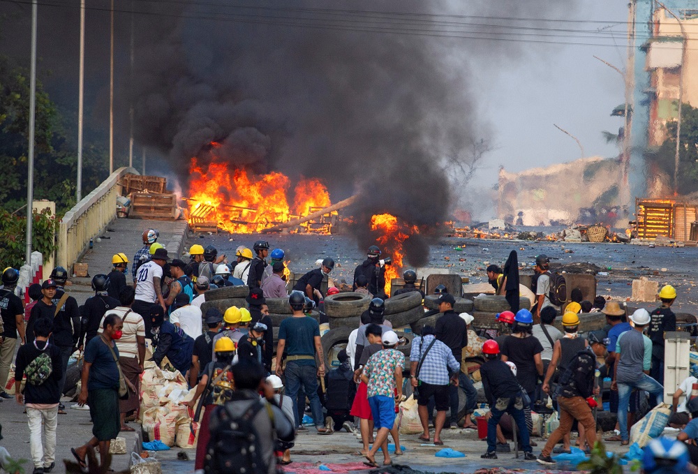 Protestos em Mianmar