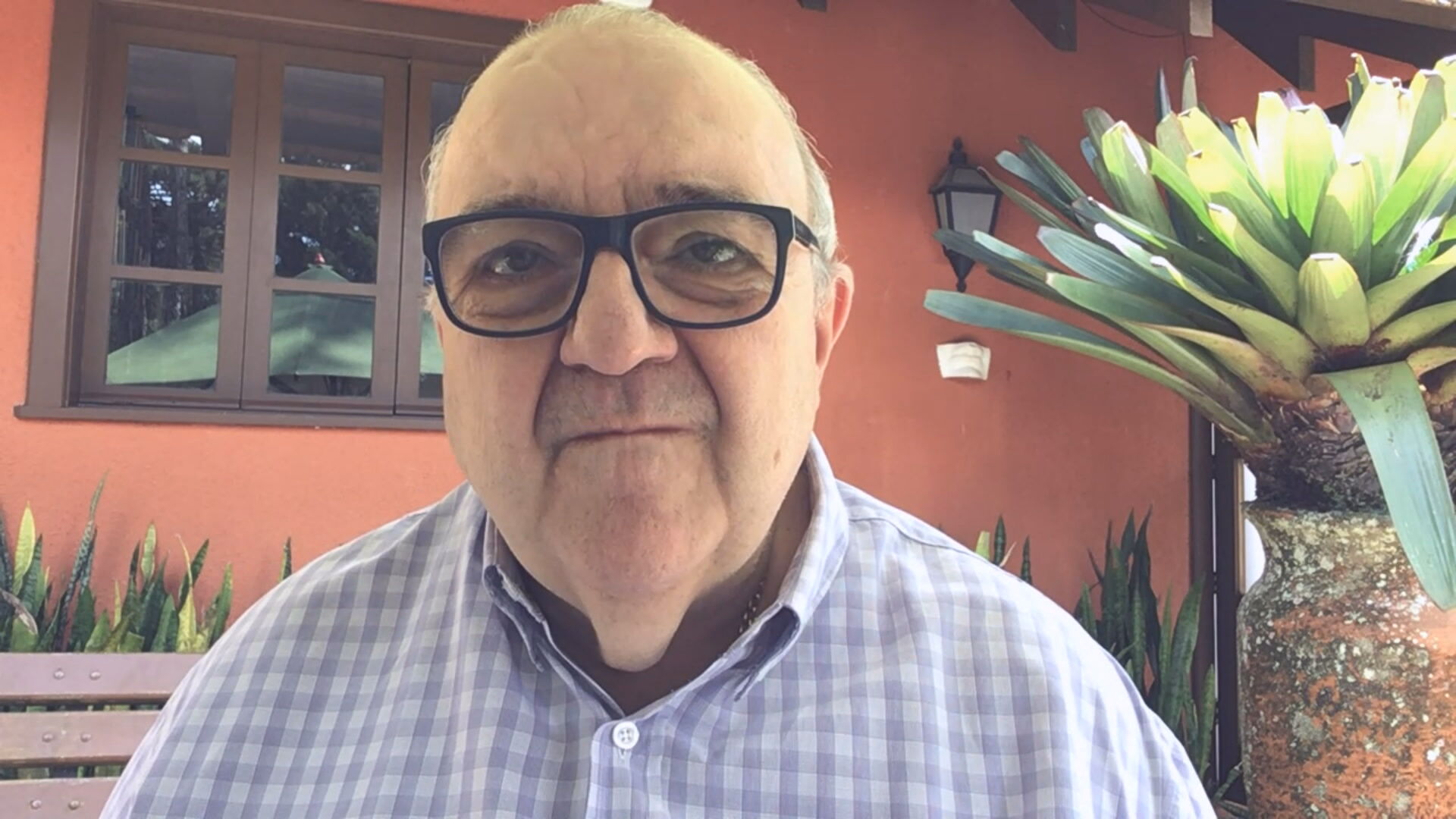 O prefeito de Curitiba Rafael Greca falou sobre a importância do lockdown 