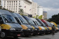Família de menina esquecida em ônibus será indenizada por escola em SP