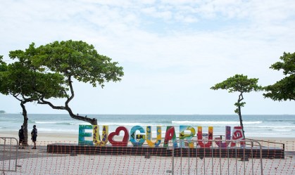 Interdição de praias no Guarujá, no litoral de São Paulo