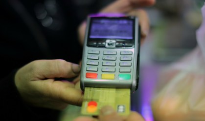 Cartão de crédito: portabilidade do saldo devedor começa hoje
