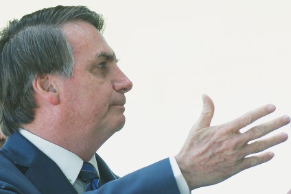 Ações do presidente colocam população em risco, afirmou a publicação