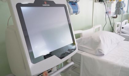 País tem UTIs lotadas e profissionais trabalhando além do limite, diz associação