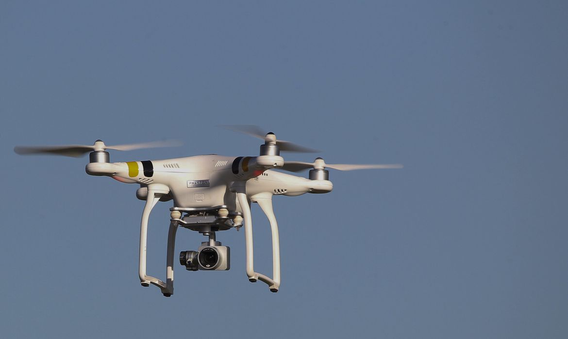 Drones, drone