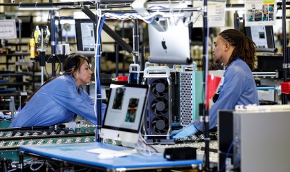 Estados Unidos registram maior queda mensal na produção industrial desde 1946