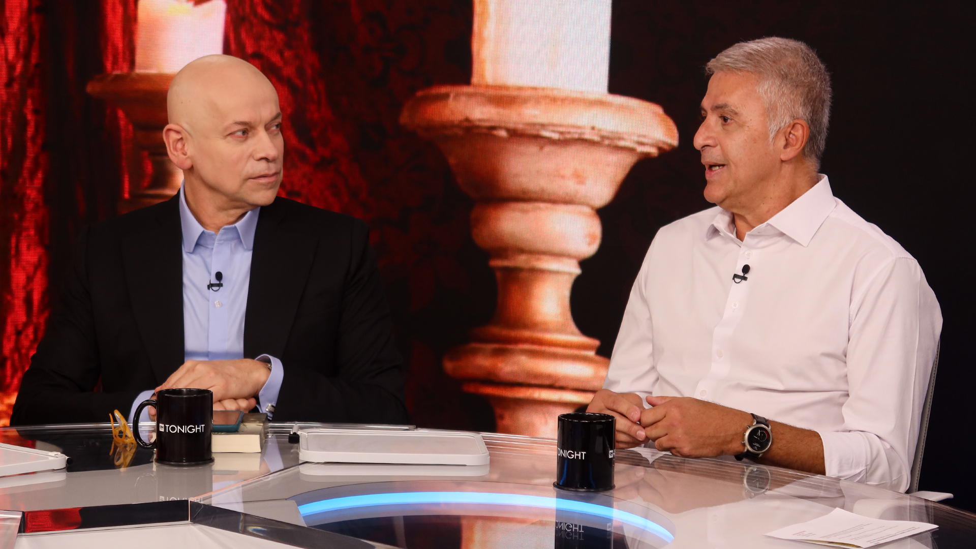 CNN Tonight, apresentado por Mari&nbsp;Palma, Gabriela Prioli e Leandro Karnal