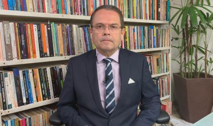 Rezende: Nenhum comandante das Forças Armadas tomará posição político-partidária
