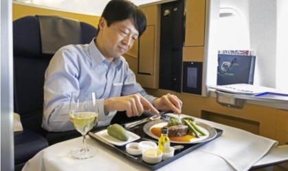 Aérea japonesa oferece almoço de primeira classe em avião parado por R$ 3.100