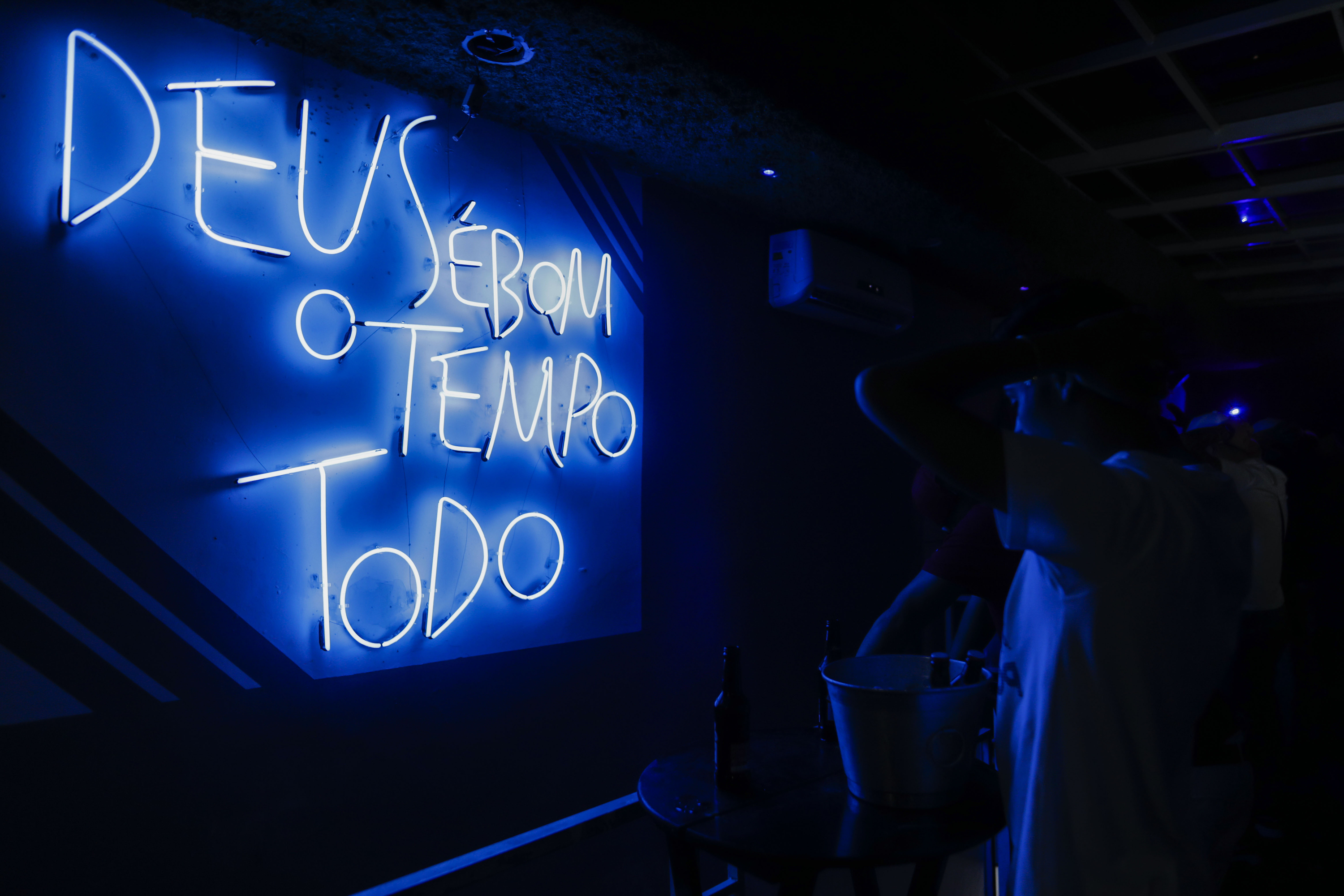 Polícia Civil de SP encerrou evento clandestino com mais de 100 pessoas na zona 