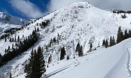 EUA: Temporada de avalanches mais mortal em anos tem Covid-19 entre as causas