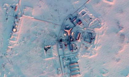 Base russa no Ártico foi construída pela União Soviética nos anos 50 e reformada