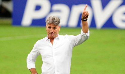 Renato Gaúcho comanda o Grêmio no clássico contra o Internacional